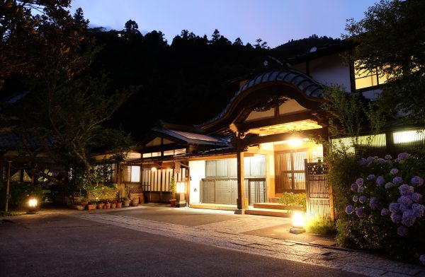 Temple Lodging Kakurinbo